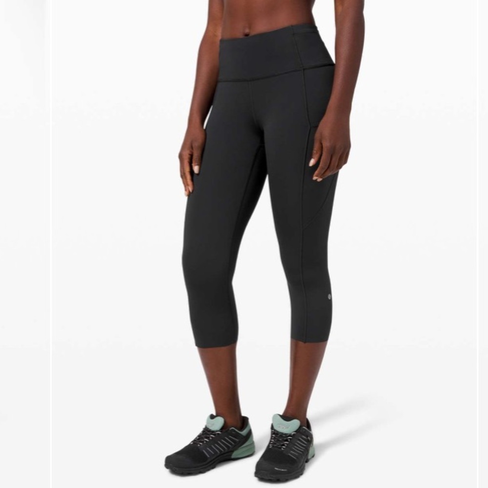 Lululemon Fast and Free crop 19" Non-Reflective Black cropped leggings size 6